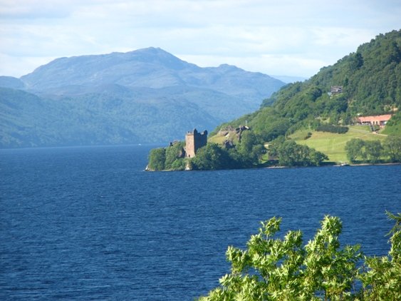 Лох Несс озеро